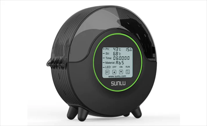 SUNLU FilaDryer S2 フィラメント乾燥機を正面から見たところ