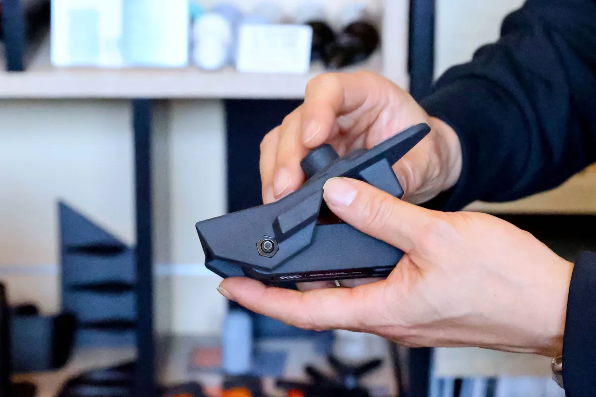 SLS粉末焼結で製造された最終製品のクローズアップ
