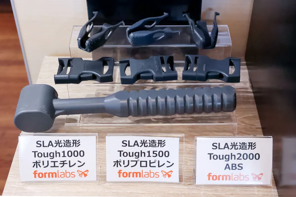 タフレジン3種類（Tough 1000・1500・2000）の造形サンプル展示