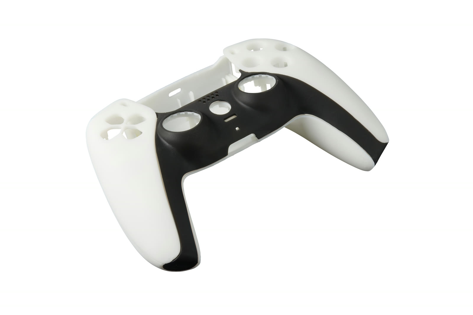 Form 4 で造形したゲームコントローラー外装（白×黒・なめらかな表面）